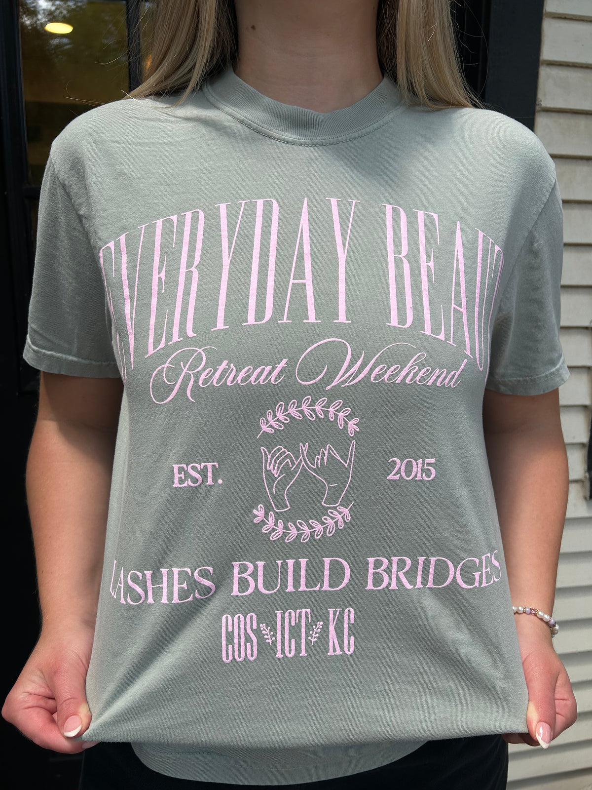 Everyday Beaut Retreat Tee